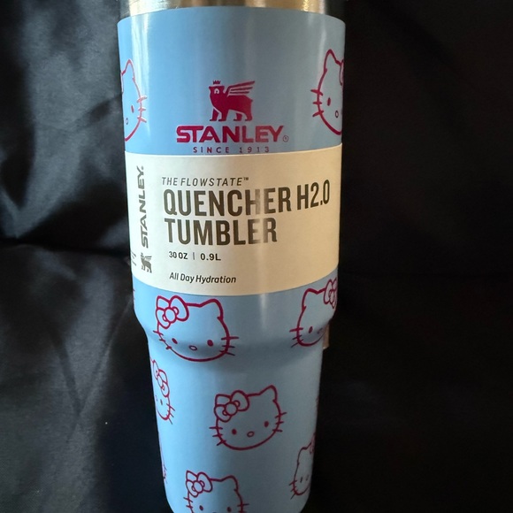 New 30oz Stanley Quencher H2.0 Tumbler - Blue Laser Engraved Hello Kitty - Picture 2 of 8